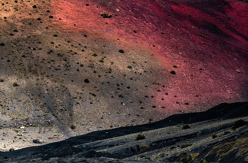 Volcano lands