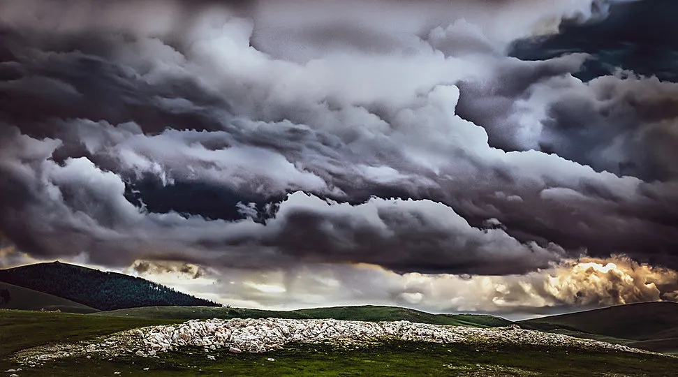 Volcano lands