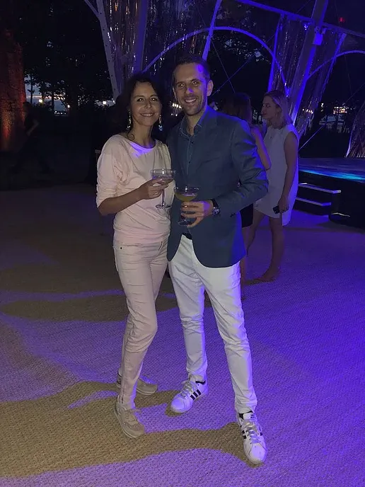 About Club Art Fair - Zaha Hadid - New York | Gala - Black Tie - 20.06 - Carine Doutrelepont