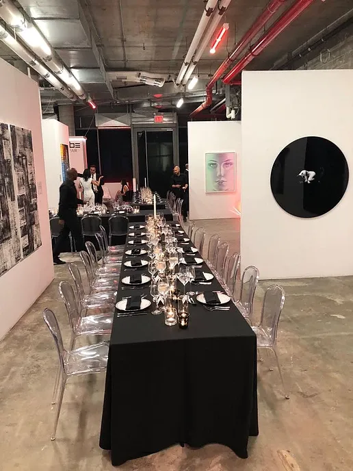 About Club Art Fair - Zaha Hadid - New York | Gala - Black Tie - 20.06 - Carine Doutrelepont